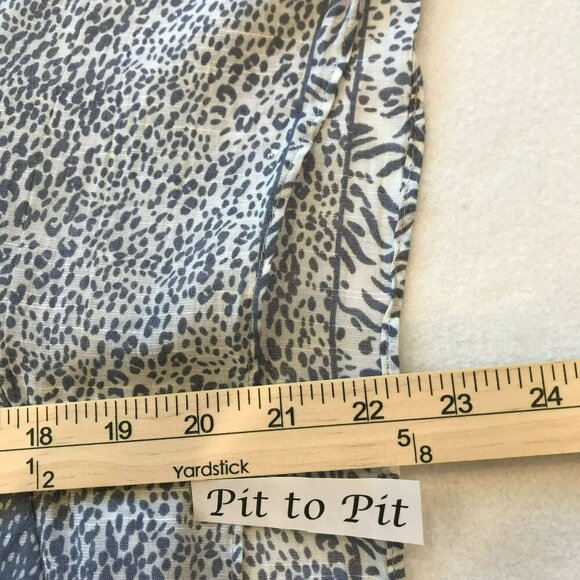 Cooper & Ella Career Blouse Cap Sleeve Tie Bottom Blue Animal Print Size Medium - Picture 12 of 14
